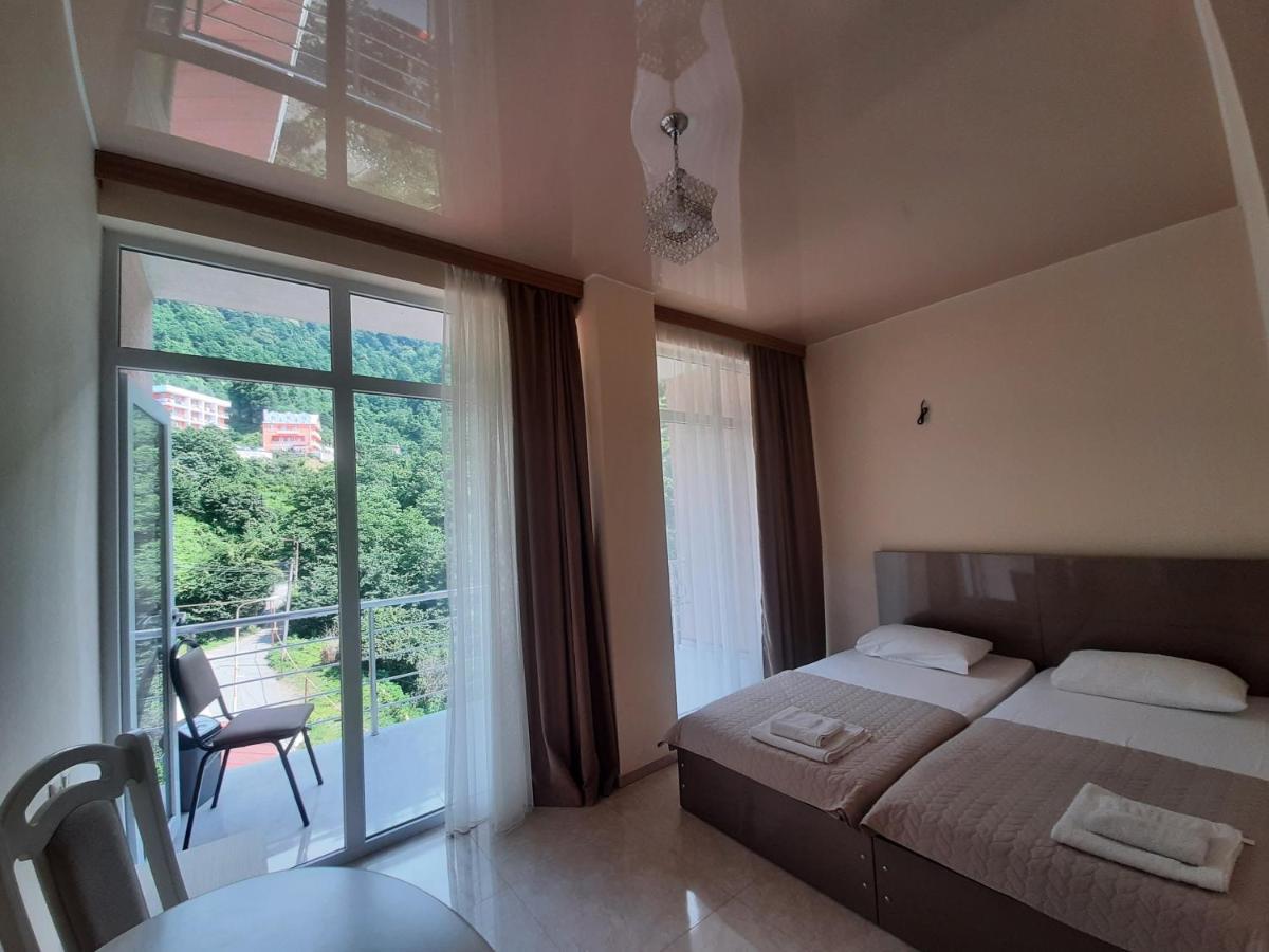 Giorgi Kvariati Hotel Ngoại thất bức ảnh