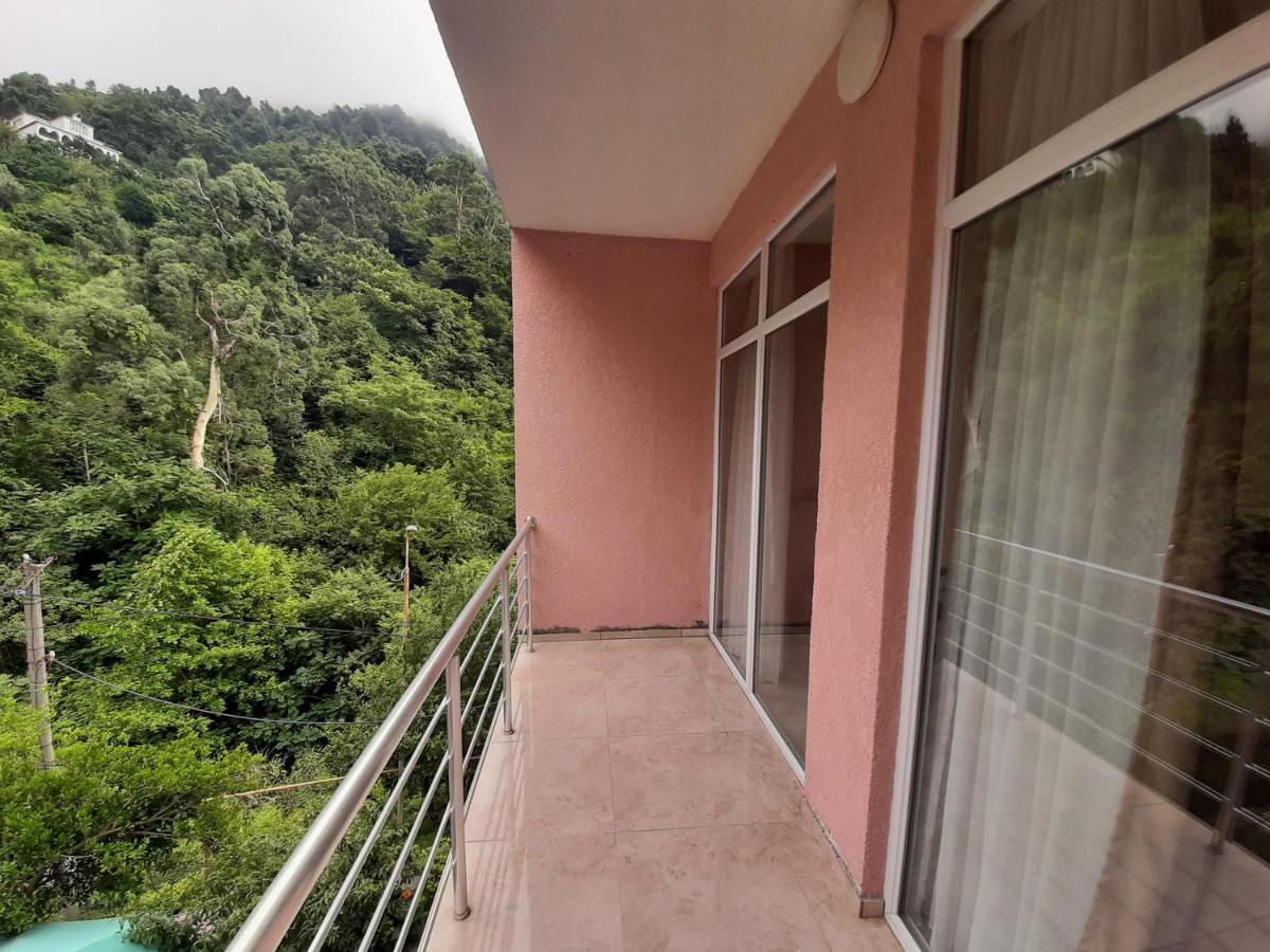 Giorgi Kvariati Hotel Ngoại thất bức ảnh