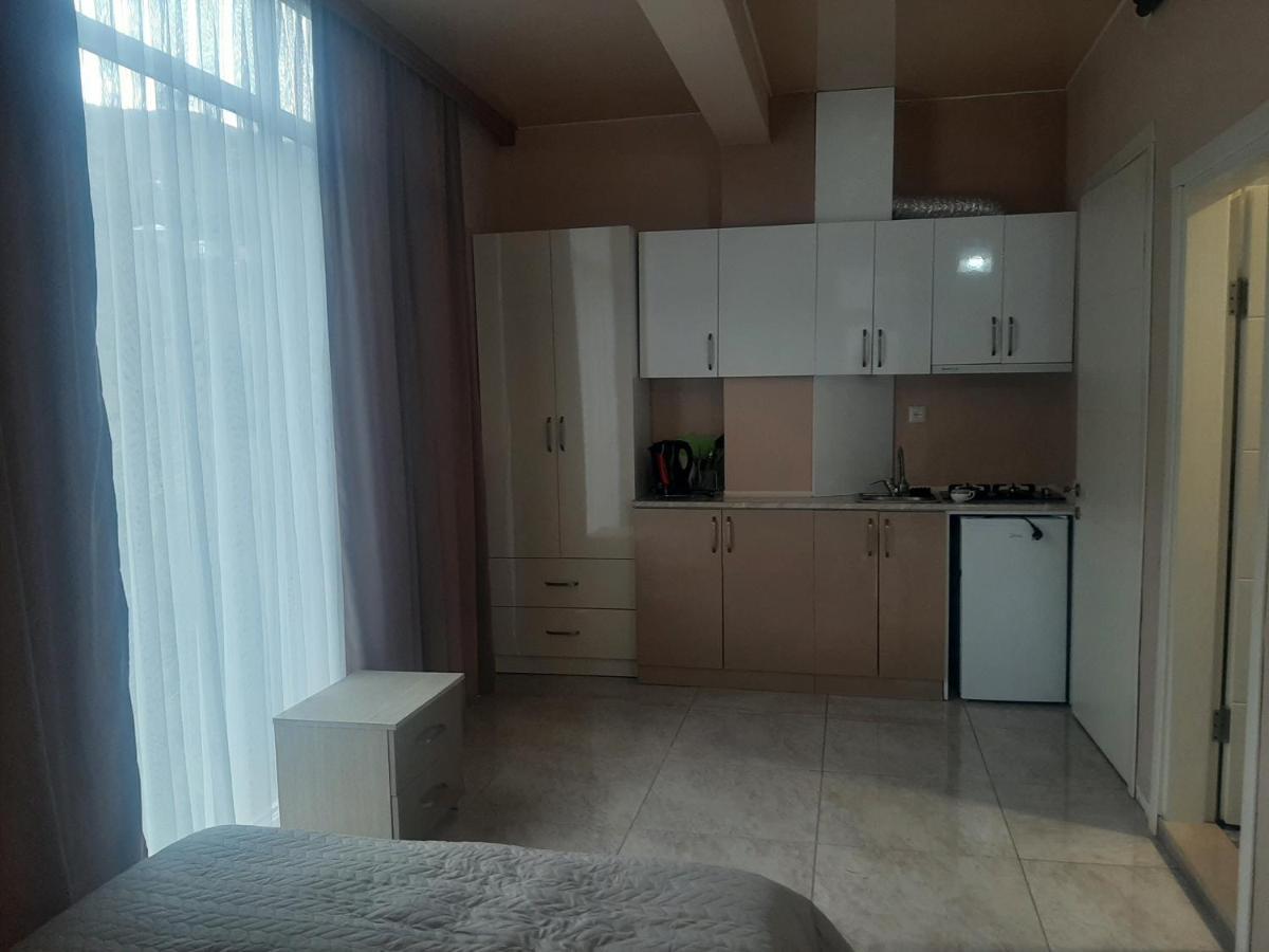 Giorgi Kvariati Hotel Ngoại thất bức ảnh